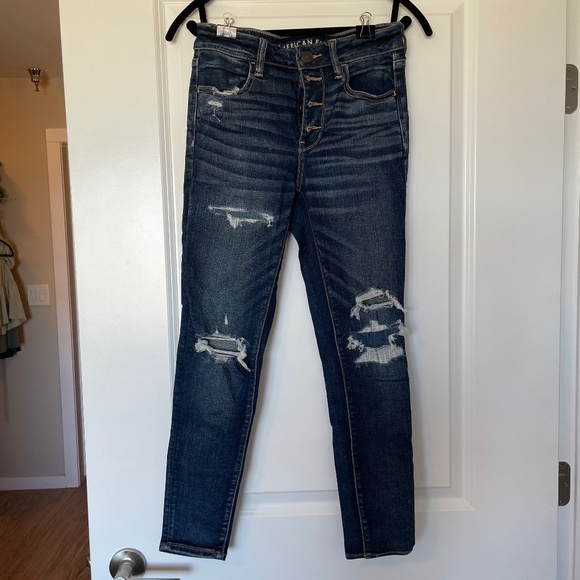 Women’s American Eagle Distressed High Rise Jeggings Size 6 *SHORT* - Picture 1 of 4